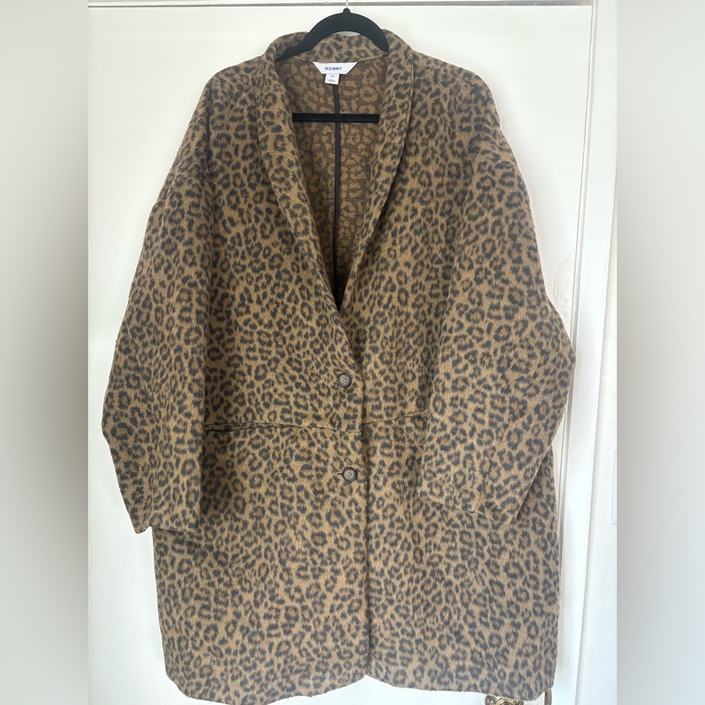 Old Navy Women's Tan Leopard Teddy Jacket
